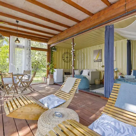 Cozy River-view خيمة فخمة Šamorín